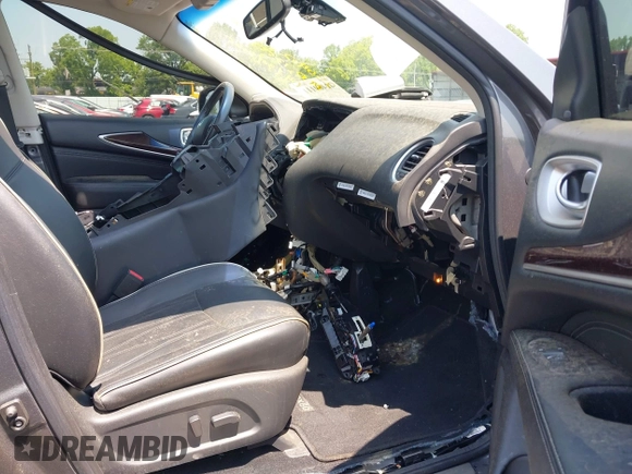 2019 Infiniti QX60 Pure with VIN 5N1DL0MN7KC563655, listed as a IAAI auction lot 42469111 with 84,864 mi miles and . Bid and sale history available at DreamBid. Image 5.