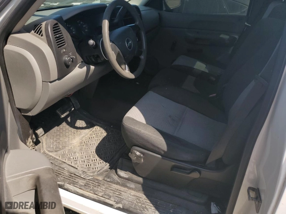 2007 Chevrolet Silverado 1500 Classic Work Truck with VIN 1GCEC14X87Z605271, listed as a Copart auction lot 68501414 with 136,571 mi miles and Salvage Title. Bid and sale history available at carsss.com. Image 8.
