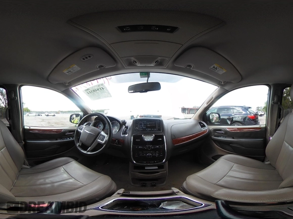 2016 Chrysler Town & Country Touring with VIN 2C4RC1BG8GR293872, listed as a IAAI auction lot 41948314 with 194,780 mi miles. Bid and sale history available at carsss.com. Image 18.