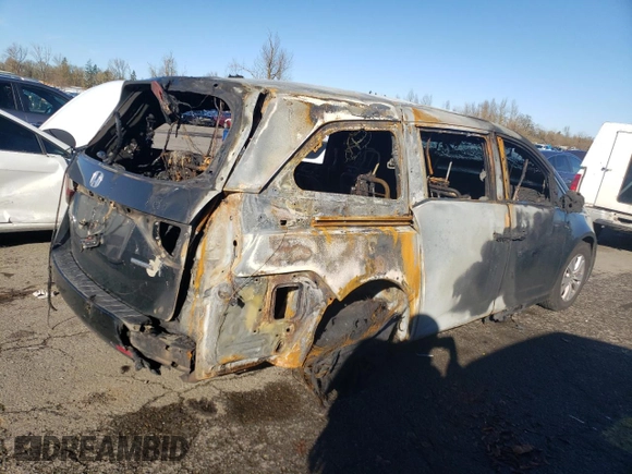 2016 Honda Odyssey SE with VIN 5FNRL5H3XGB082597, listed as a Copart auction lot 46324855 with Not Provided miles and Salvage Title. Bid and sale history available at DreamBid. Image 3.