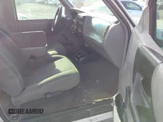 1999 Ford Ranger XL с VIN 1FTYR14V1XTB03800, выставлен на аукционе IAAI как лот 42334118 с пробегом 242 948 миль миль и . История ставок и продаж доступна на DreamBid. Изображение 5.