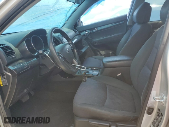 2012 Kia Sorento LX with VIN 5XYKT3A11CG231965, listed as a Copart auction lot 52012875 with 271,965 mi miles and Salvage Title. Bid and sale history available at carsss.com. Image 7.