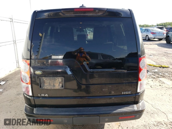 2010 Land Rover LR4 Lux with VIN SALAK2D42AA534113, listed as a Copart auction lot 69335224 with 134,549 mi miles and Clean title. Bid and sale history available at DreamBid. Image 6.