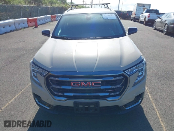 2022 GMC Terrain AT4 with VIN 3GKALYEV9NL259342, listed as a IAAI auction lot 42338407 with 31,590 mi miles and . Bid and sale history available at DreamBid. Image 12.