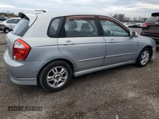 2005 Kia Spectra with VIN KNAFE161055128022, listed as a Copart auction lot 85615204 with 105,444 mi miles and Clean Title. Bid and sale history available at DreamBid. Image 3.