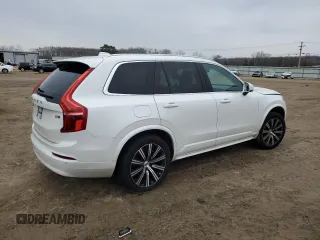 2023 Volvo XC90 Core z VIN YV4L12PVXP1941917, wystawiony jako Copart lot #88894755 z przebiegiem 23 519 mil mil oraz Szkoda całkowita • Salvage title. Historia ofert i sprzedaży dostępna na DreamBid. Obrazek 3.