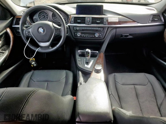 2014 BMW 3 Series 328i z VIN WBA3A5G57ENP31508, wystawiony jako Copart lot #56667405 z przebiegiem 90 611 mil mil oraz Szkoda całkowita • Salvage title. Historia ofert i sprzedaży dostępna na DreamBid. Obrazek 8.