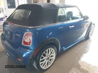 2012 MINI Convertible S with VIN WMWZP3C54CT250336, listed as a IAAI auction lot 42444813 with Not provided miles and . Bid and sale history available at DreamBid. Image 4.