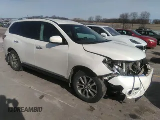 2016 Nissan Pathfinder SL с VIN 5N1AR2MM5GC645041, выставлен на аукционе IAAI как лот 39132627 с пробегом 225 602 миль миль и . История ставок и продаж доступна на DreamBid. Изображение 1.