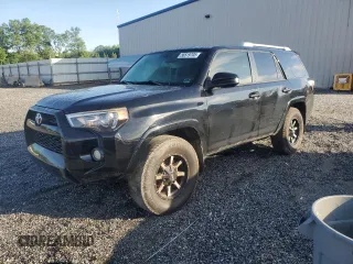 2014 Toyota 4Runner SR5 with VIN JTEZU5JR4E5081693, listed as a Copart auction lot 56519705 with 257,318 mi miles and Salvage title. Bid and sale history available at DreamBid. Image 1.