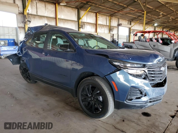 2024 Chevrolet Equinox LS z VIN 3GNAXHEG8RL373976, wystawiony jako Copart lot #54195365 z przebiegiem 26 933 mil mil oraz Szkoda całkowita • Salvage title. Historia ofert i sprzedaży dostępna na DreamBid. Obrazek 4.