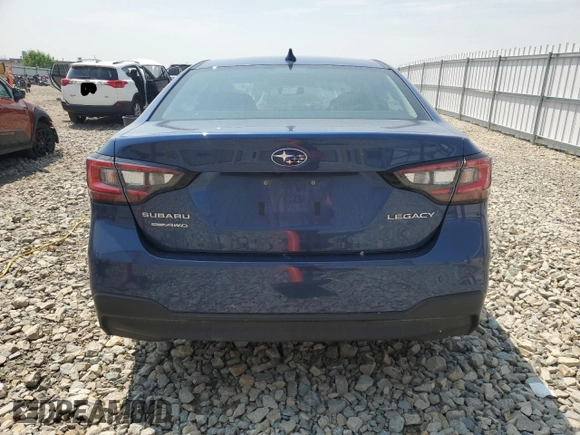 2021 Subaru Legacy Premium z VIN 4S3BWAF64M3014822, wystawiony jako Copart lot #59711825 z przebiegiem 79 595 mil mil oraz Nie do naprawy • Non repairable. Historia ofert i sprzedaży dostępna na DreamBid. Obrazek 6.