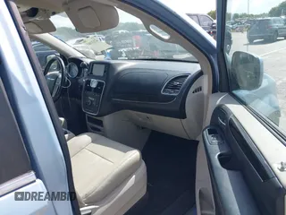 2013 Chrysler Town & Country Touring with VIN 2C4RC1BG3DR736862, listed as a IAAI auction lot 42131041 with 130,505 mi miles and . Bid and sale history available at DreamBid. Image 5.