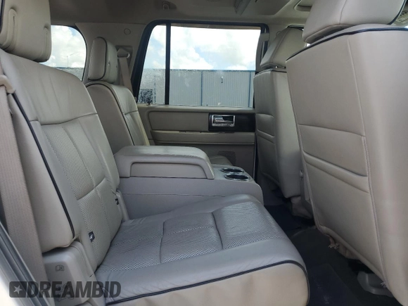 2007 Lincoln Navigator with VIN 5LMFU27567LJ12959, listed as a Copart auction lot 61891815 with 217,307 mi miles and Salvage title. Bid and sale history available at DreamBid. Image 11.