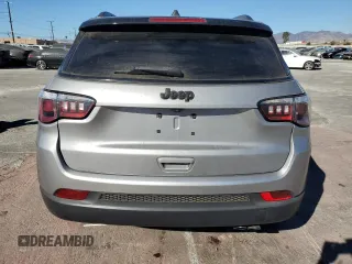 2019 Jeep Compass Latitude with VIN 3C4NJCBB5KT614941, listed as a Copart auction lot 86916084 with 80,884 mi miles and Salvage title. Bid and sale history available at DreamBid. Image 6.