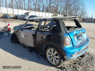 2012 MINI Cooper Hardtop S with VIN WMWSV3C55CTY26121, listed as a IAAI auction lot 41720493 with 1 mi miles. Bid and sale history available at carsss.com. Image 3.