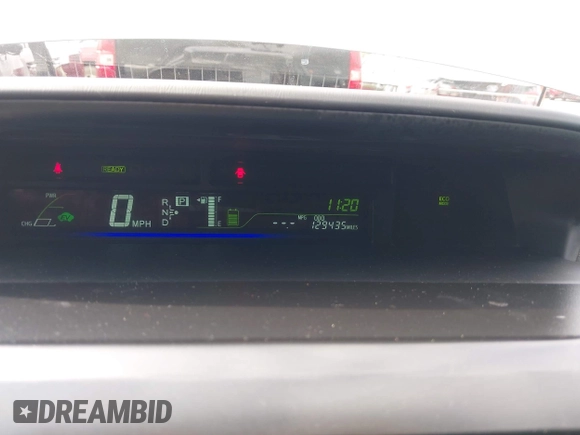 2015 Toyota Prius Two with VIN JTDZN3EU7FJ025812, listed as a IAAI auction lot 41958867 with 129,435 mi miles and . Bid and sale history available at DreamBid. Image 7.