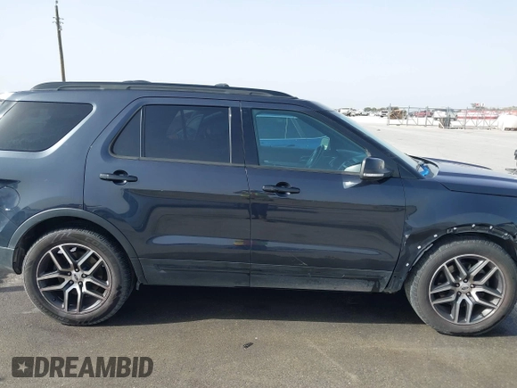 2017 Ford Explorer Sport with VIN 1FM5K8GT5HGC46345, listed as a IAAI auction lot 41732982 with 184,544 mi miles and . Bid and sale history available at carsss.com. Image 13.