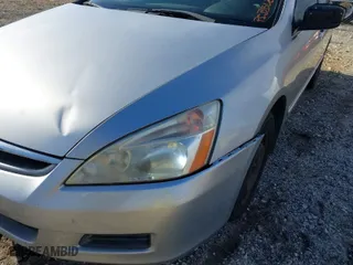 2007 Honda Accord Sdn VP with VIN JHMCM56167C012725, listed as a IAAI auction lot 41654903 with 209,234 mi miles. Bid and sale history available at carsss.com. Image 14.