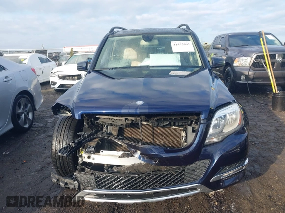2013 Mercedes-Benz GLK with VIN WDCGG8JB3DF967790, listed as a IAAI auction lot 41445047 with 133,377 mi miles. Bid and sale history available at carsss.com. Image 12.