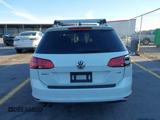 2015 Volkswagen Golf SportWagen TDI S with VIN 3VWCA7AU1FM517685, listed as a IAAI auction lot 41321742 with 142,348 mi miles. Bid and sale history available at carsss.com. Image 16.