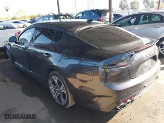 2020 Kia Stinger GT-Line with VIN KNAE15LA7L6074843, listed as a IAAI auction lot 41831509 with 86,410 mi miles. Bid and sale history available at carsss.com. Image 3.