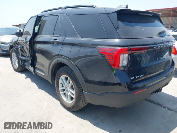 2025 Ford Explorer Active with VIN 1FMUK7DH7SGA99586, listed as a IAAI auction lot 42325672 with 1,960 mi miles and . Bid and sale history available at DreamBid. Image 3.