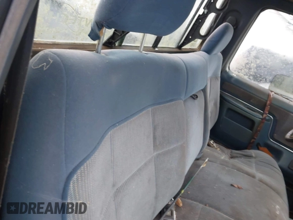 1990 Ford F-150 "S" with VIN 1FTDF15Y4LNB46798, listed as a IAAI auction lot 41767651 with 578,470 mi miles. Bid and sale history available at carsss.com. Image 8.