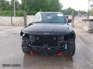 2018 Jeep Grand Cherokee Trailhawk with VIN 1C4RJFLT2JC200956, listed as a IAAI auction lot 41654062 with 87,315 mi miles. Bid and sale history available at carsss.com. Image 13.