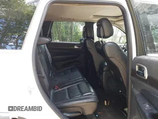 2011 Jeep Grand Cherokee Laredo с VIN 1J4RR4GG0BC641071, выставлен на аукционе IAAI как лот 42460718 с пробегом Не указан миль и . История ставок и продаж доступна на DreamBid. Изображение 8.