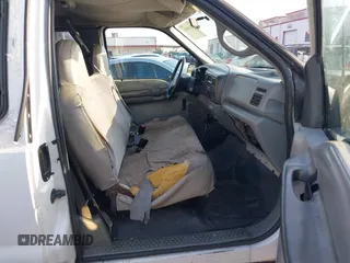 2002 Ford F-250 XL with VIN 1FTNX20L92EA38341, listed as a IAAI auction lot 42140561 with 287,090 mi miles and . Bid and sale history available at DreamBid. Image 5.