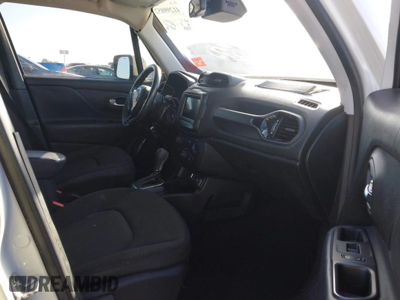 2018 Jeep Renegade Altitude z VIN ZACCJABB5JPH39312, wystawiony jako IAAI lot #41299852 z przebiegiem 81 019 mil mil oraz . Historia ofert i sprzedaży dostępna na DreamBid. Obrazek 5.