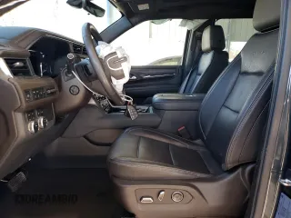 2021 GMC Yukon Denali with VIN 1GKS2DKLXMR387681, listed as a Copart auction lot 46830485 with 77,628 mi miles and Salvage Title. Bid and sale history available at carsss.com. Image 7.