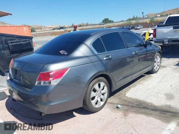 2008 Honda Accord LX z VIN JHMCP263X8C015541, wystawiony jako IAAI lot #42328358 z przebiegiem 179 747 mil mil oraz . Historia ofert i sprzedaży dostępna na DreamBid. Obrazek 4.