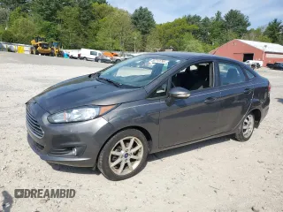 2016 Ford Fiesta SE z VIN 3FADP4BJ5GM156218, wystawiony jako Copart lot #56713795 z przebiegiem 76 524 mil mil oraz Szkoda całkowita • Salvage title. Historia ofert i sprzedaży dostępna na DreamBid. Obrazek 1.