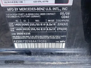 2008 Mercedes-Benz M 550 with VIN 4JGBB72E98A419096, listed as a IAAI auction lot 41808764 with 186,038 mi miles and . Bid and sale history available at carsss.com. Image 9.