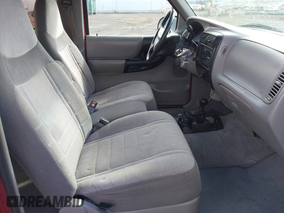 1996 Ford Ranger XLT with VIN 1FTDR15X9TPB29241, listed as a IAAI auction lot 41802300 with 179,948 mi miles. Bid and sale history available at carsss.com. Image 5.