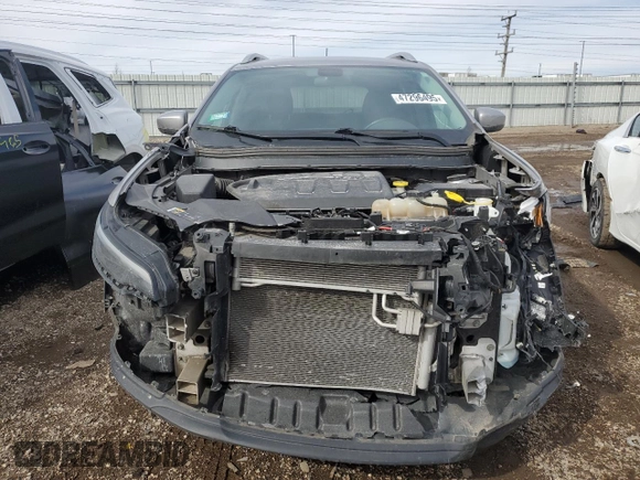 2019 Jeep Cherokee Latitude with VIN 1C4PJMCX9KD310591, listed as a Copart auction lot 47296495 with 66,570 mi miles and Salvage Title. Bid and sale history available at carsss.com. Image 5.