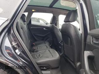 2014 Audi Q5 Premium Plus z VIN WA1DGAFP8EA054567, wystawiony jako Copart lot #55564405 z przebiegiem 129 636 mil mil oraz Szkoda całkowita • Salvage title. Historia ofert i sprzedaży dostępna na DreamBid. Obrazek 10.