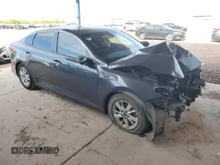 2018 Kia Optima LX z VIN KNAGT4L36J5213362, wystawiony jako Copart lot #56749365 z przebiegiem 122 662 mil mil oraz Szkoda całkowita • Salvage title. Historia ofert i sprzedaży dostępna na DreamBid. Obrazek 4.