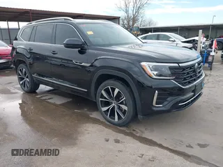 2024 Volkswagen Atlas SEL Premium R-Line z VIN 1V2FR2CA9RC512821, wystawiony jako IAAI lot #41445140 z przebiegiem 33 118 mil mil oraz . Historia ofert i sprzedaży dostępna na DreamBid. Obrazek 1.