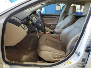 2010 Cadillac CTS Performance z VIN 1G6DL5EV8A0101754, wystawiony jako Copart lot #59261415 z przebiegiem 198 337 mil mil oraz Szkoda całkowita • Salvage title. Historia ofert i sprzedaży dostępna na DreamBid. Obrazek 7.