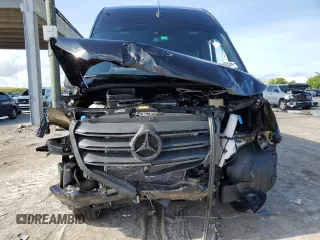 2024 Mercedes-Benz Sprinter with VIN W1Z4NFHY1RP657272, listed as a Copart auction lot 60140344 with Not Provided miles and Salvage Title. Bid and sale history available at DreamBid. Image 5.