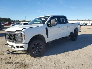 2024 Ford Super Duty F-250 SRW XL with VIN 1FT8W2BN4REC99532, listed as a Copart auction lot 86162634 with 21,261 mi miles and Clean Title. Bid and sale history available at carsss.com. Image 1.