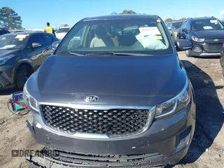 2018 Kia Sedona LX with VIN KNDMB5C18J6363478, listed as a IAAI auction lot 41687688 with 119,700 mi miles. Bid and sale history available at carsss.com. Image 12.