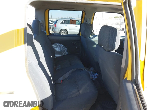 2003 Nissan Frontier SE z VIN 1N6ED29X13C458619, wystawiony jako IAAI lot #41370222 z przebiegiem 121 006 mil mil oraz . Historia ofert i sprzedaży dostępna na DreamBid. Obrazek 8.