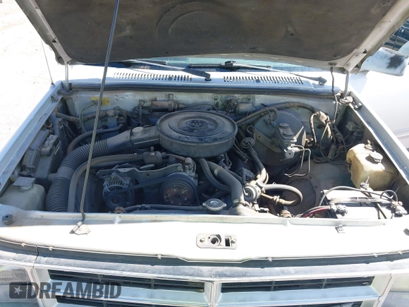 1990 Dodge Dakota z VIN 1B7GL23X0LS642396, wystawiony jako IAAI lot #42359220 z przebiegiem 177 562 mil mil oraz . Historia ofert i sprzedaży dostępna na DreamBid. Obrazek 10.