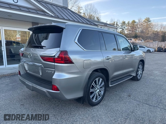 2017 Lexus LX 570 z VIN JTJHY7AX0H4230350, wystawiony jako IAAI lot #41979528 z przebiegiem 198 746 mil mil oraz . Historia ofert i sprzedaży dostępna na DreamBid. Obrazek 4.