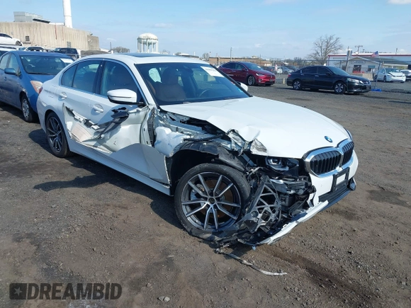 2020 BMW 3 Series 330i xDrive with VIN 3MW5R7J08L8B09946, listed as a IAAI auction lot 41989250 with 33,921 mi miles and . Bid and sale history available at DreamBid. Image 1.
