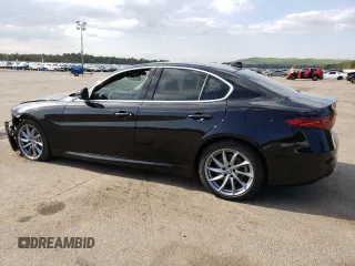 2018 Alfa Romeo Giulia with VIN ZARFAEBNXJ7576920, listed as a Copart auction lot 49524873 with 35,064 mi miles. Bid and sale history available at carsss.com. Image 2.